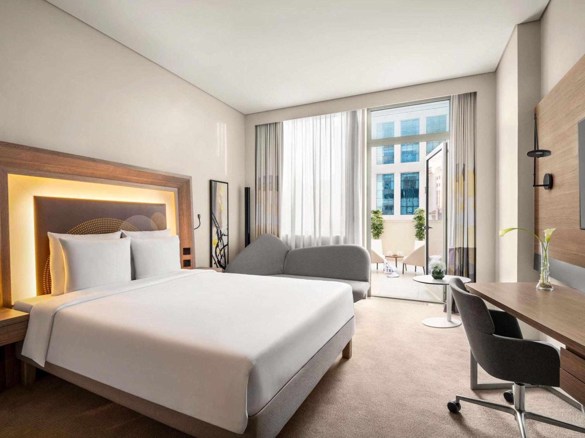 Hotel Novotel Bur - Healthcare Dubai